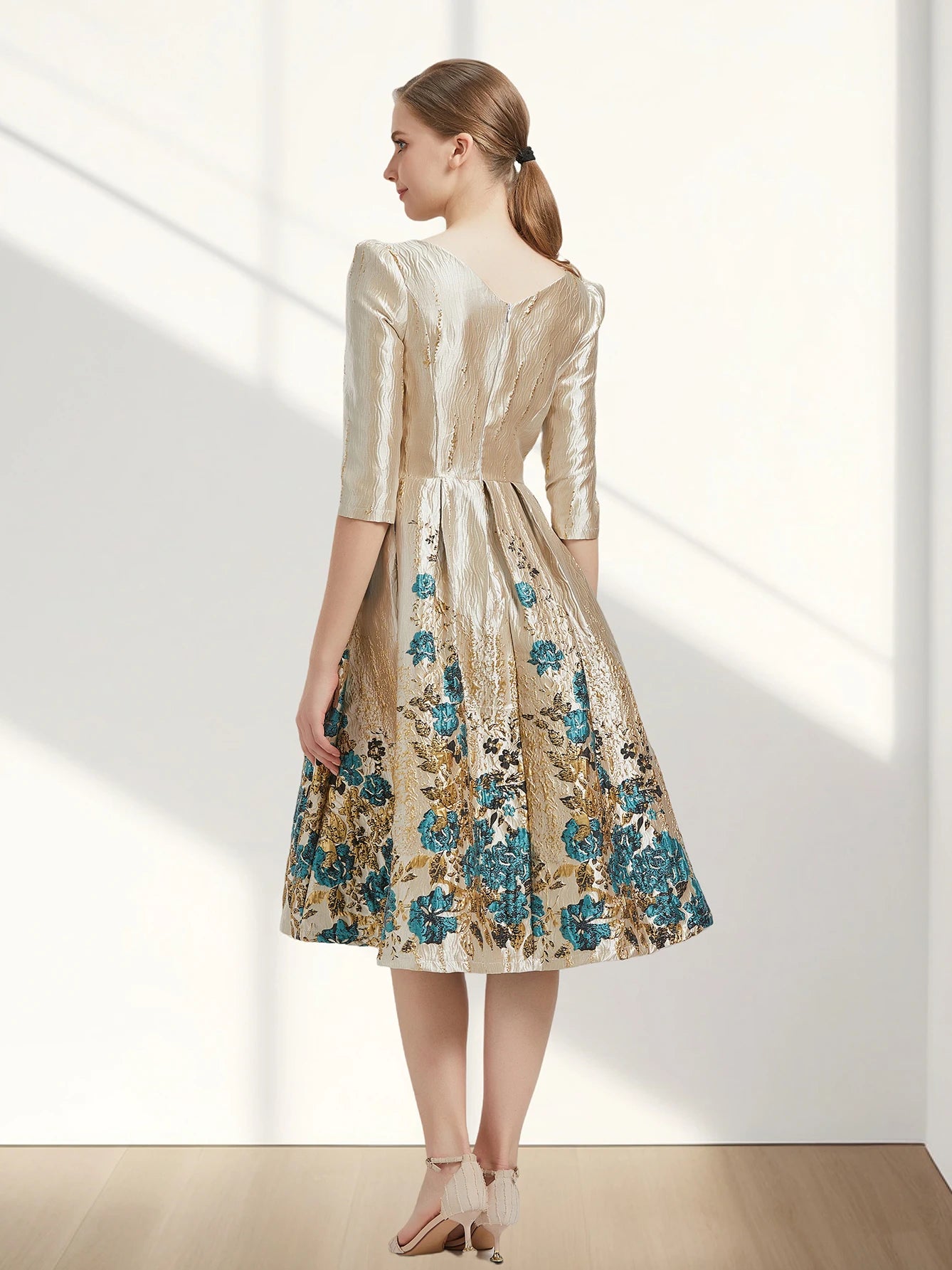 2024 Women’s Luxury Floral Jacquard Long Sleeve Party Dress